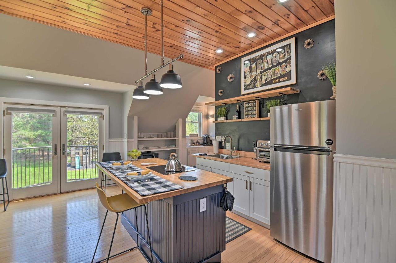 Stylish Studio With Fireplace About 3 Mi From Dtwn! Saratoga Springs Exteriér fotografie