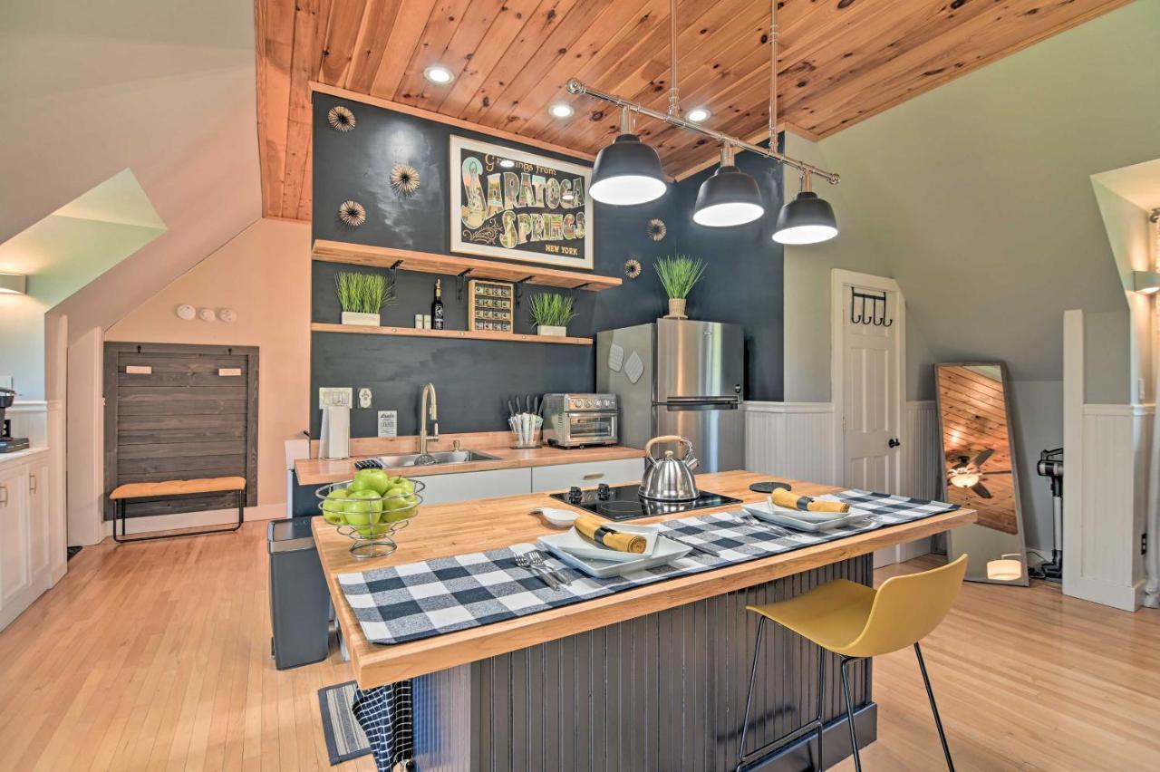 Stylish Studio With Fireplace About 3 Mi From Dtwn! Saratoga Springs Exteriér fotografie